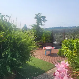 Séjour chez l'habitant Homestay - Large In A Spacious With Stunning Rooftop Terrace