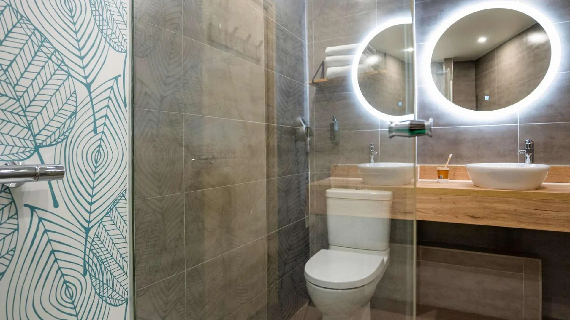 Ibis Styles Chatenay Malabry Paris Sud 3*, Шатне-Малабри Франция
