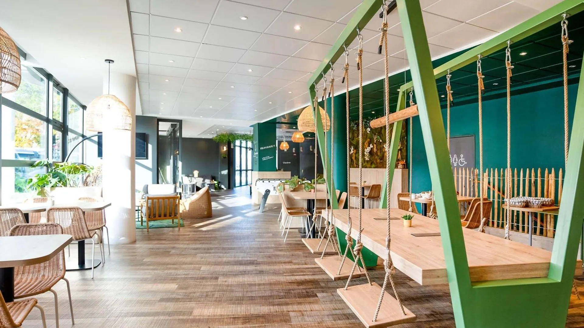 Ibis Styles Chatenay Malabry Paris Sud 3*, Шатне-Малабри